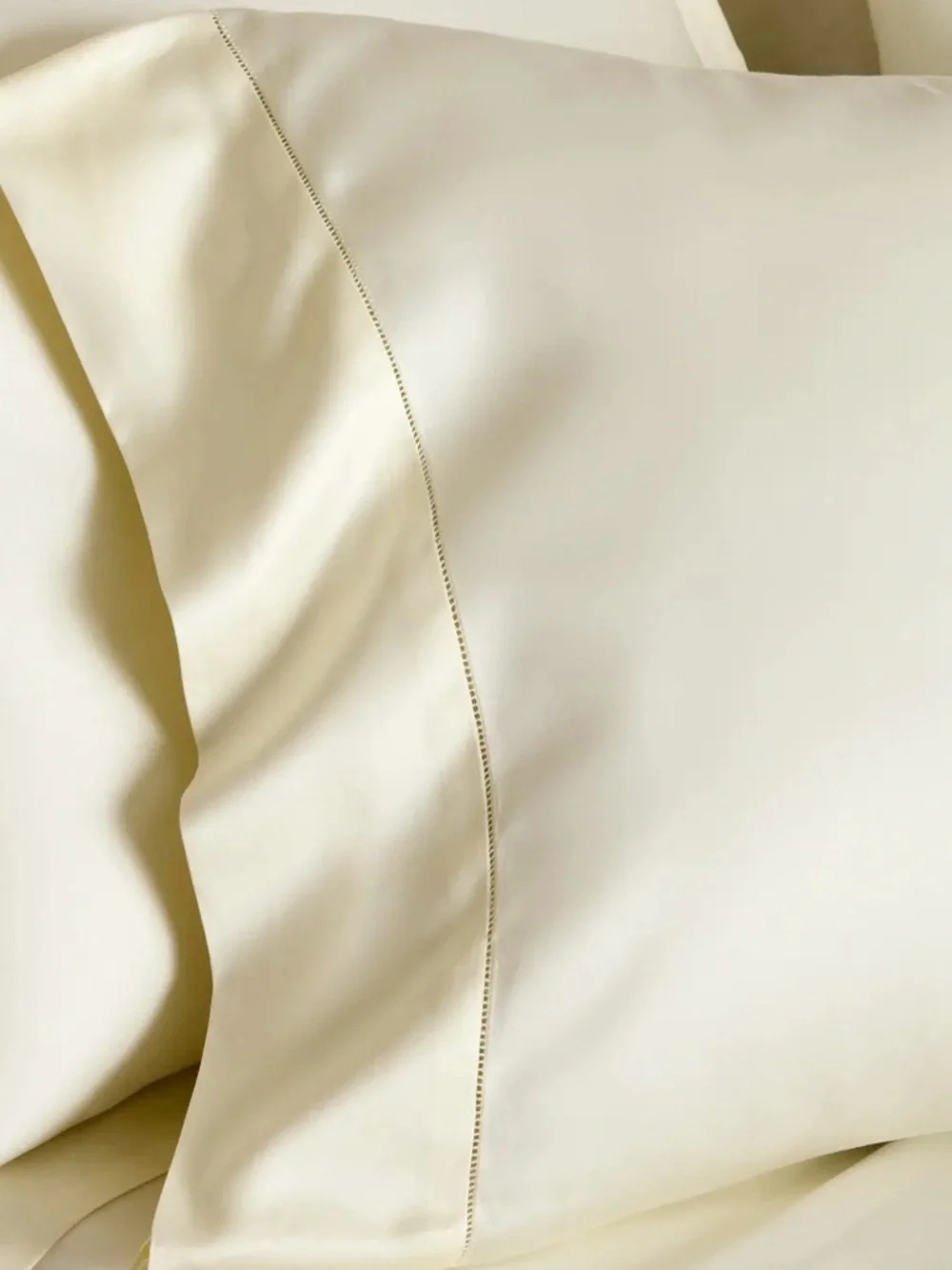 NWOT Quince Signature Giza 100% Cotton Sateen Pillowcase Set, Standard (Ivory)